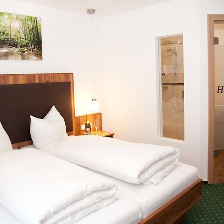Hotel Hutzenthaler Bruckberg ภายนอก รูปภาพ